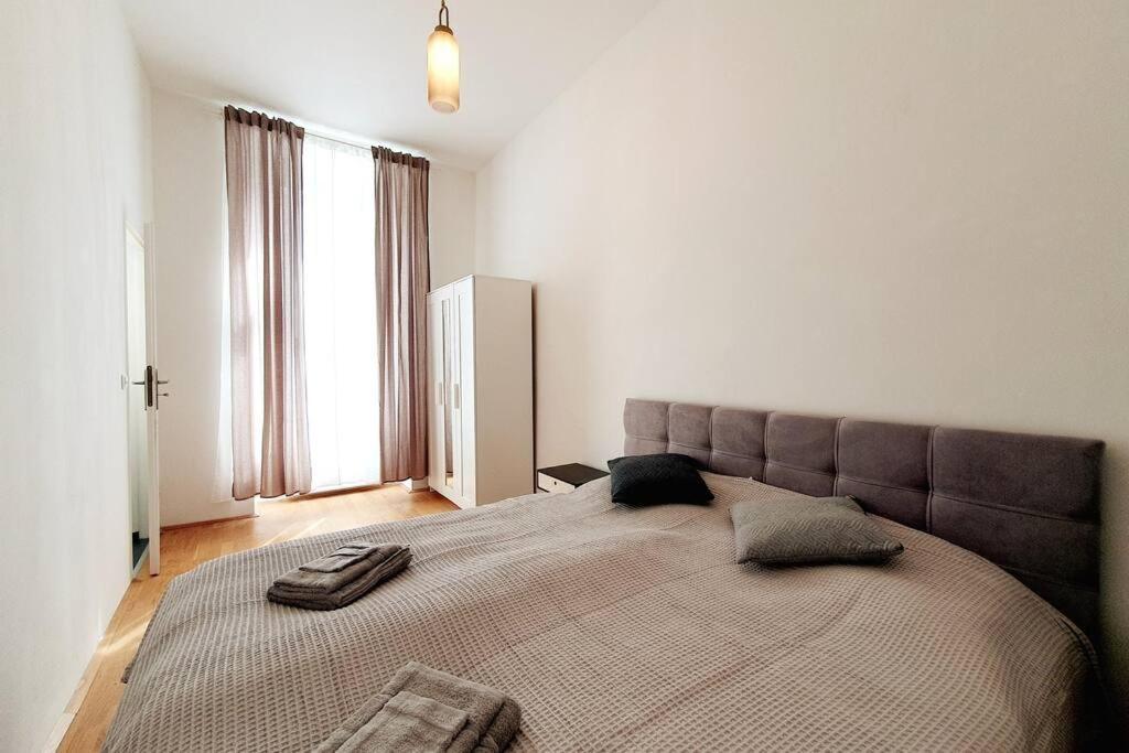 Savoir Vivre Apartments Rosinagasse Vienna Esterno foto