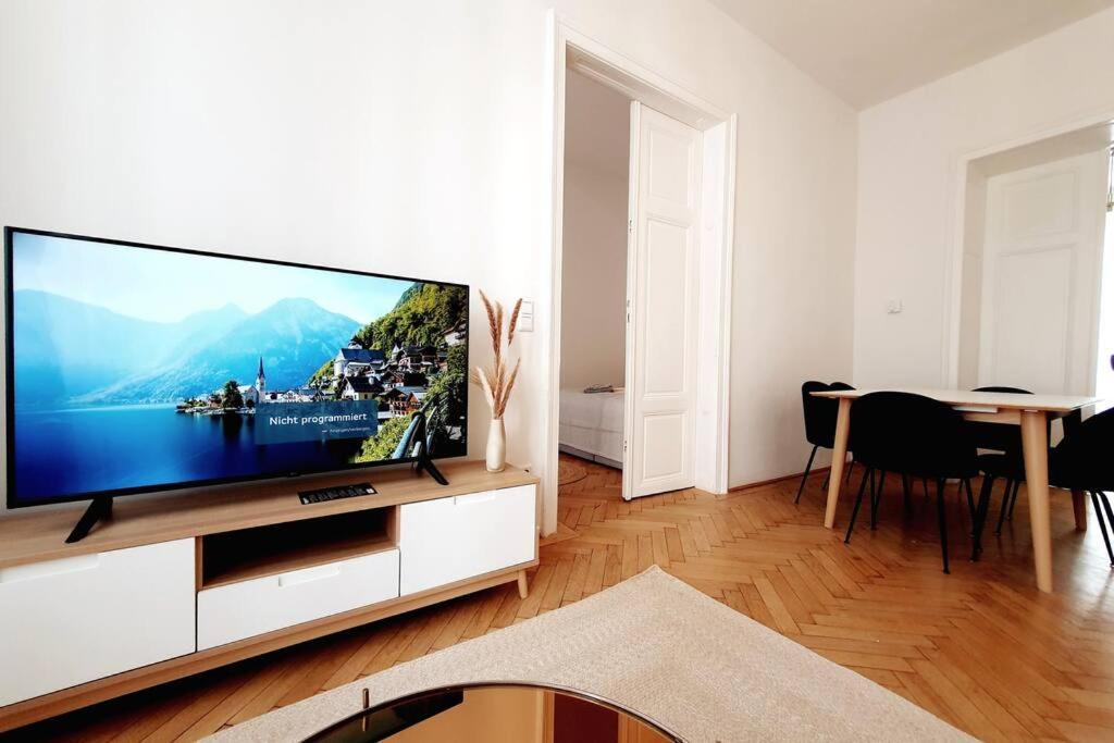 Savoir Vivre Apartments Rosinagasse Vienna Esterno foto