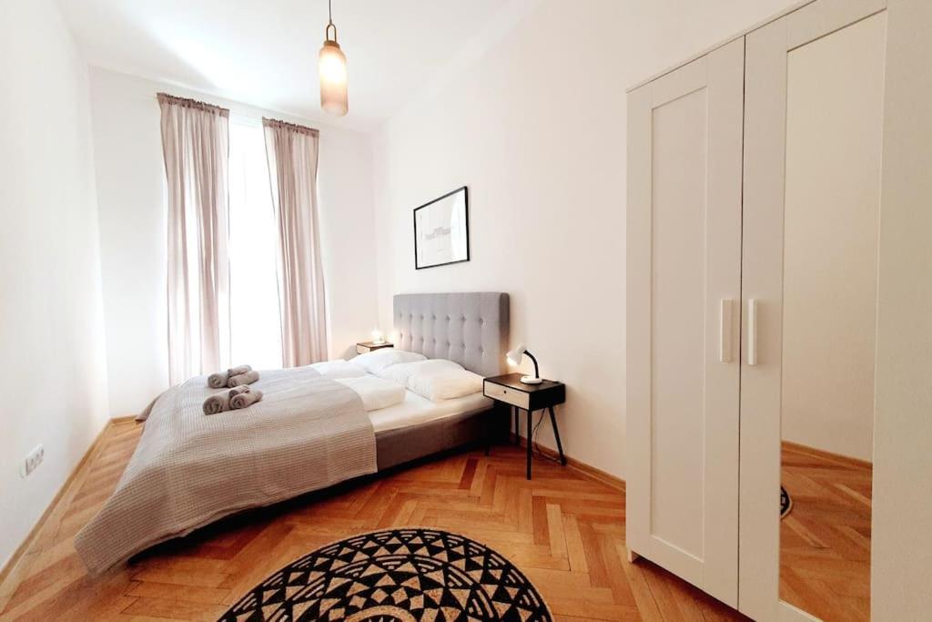 Savoir Vivre Apartments Rosinagasse Vienna Esterno foto