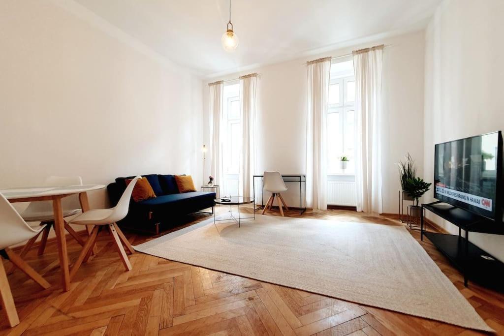 Savoir Vivre Apartments Rosinagasse Vienna Esterno foto